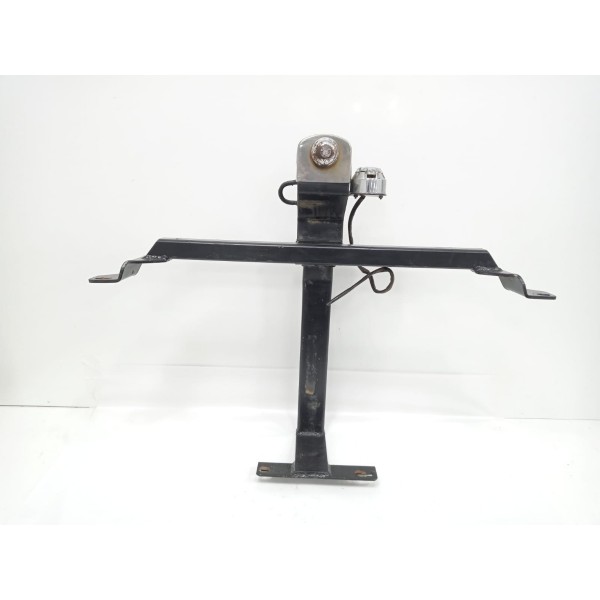 Engate Reboque Bmw X1 2012