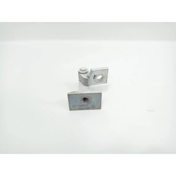 Dobradiça Superior Porta Traseira Esquerda Bmw 328i 2014