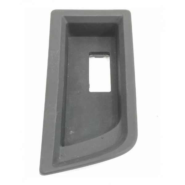 Moldura Entrada Usb/aux-in Bmw 320i 2013 2017 105026812