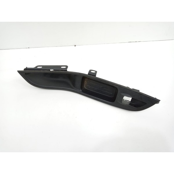 Moldura Comando Vidro Porta Diant Direita Ford Focus 2016