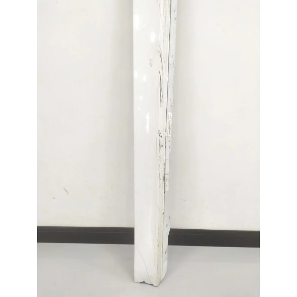 Spoiler Lateral Esquerdo Bmw 328i 2014 Detalhe Branco