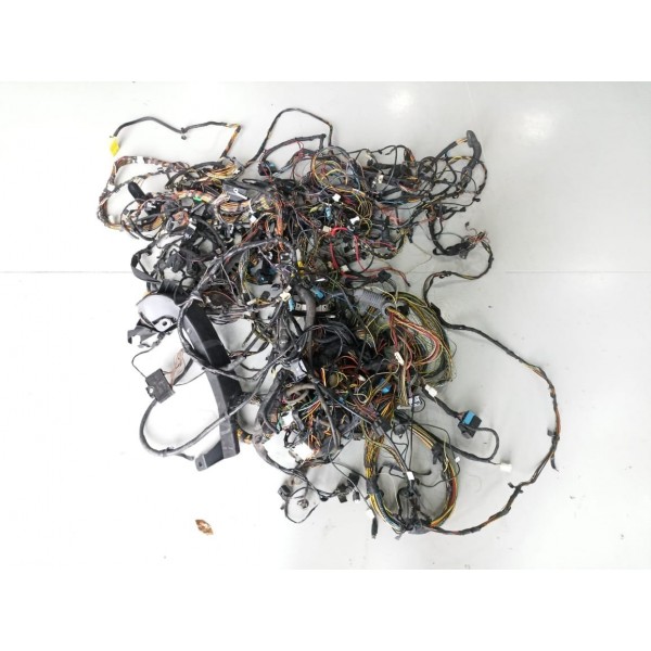 Chicote Carroceria Bmw X1 2013 9253116