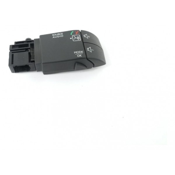 Comando Som/telefone Renault Logan 1.0 2018