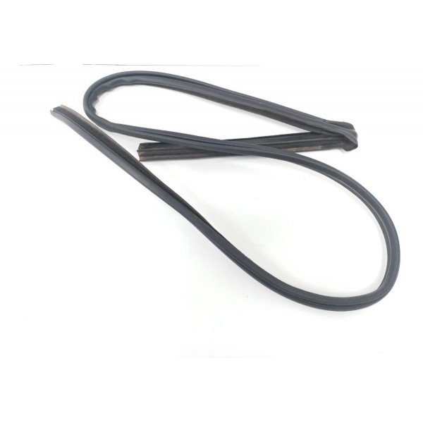 Borracha Direita Carroceria Citroen C4 Cactus 2022