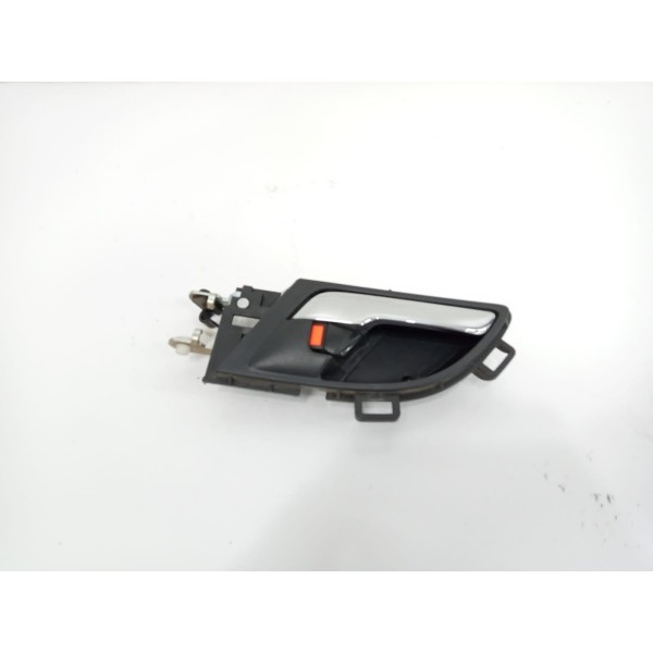 Maçaneta Interna Porta Dianteira Direita Crv 2.0 4x2 2010