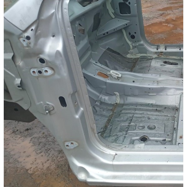 Coluna Porta Esquerda Ford Ka 2017
