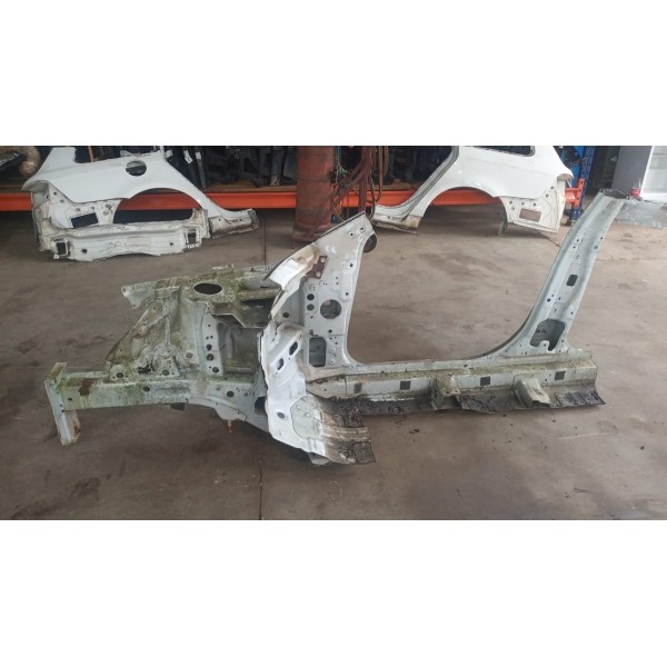 Longarina Com Coluna Porta Coluna T Direita Veloster 2012/13