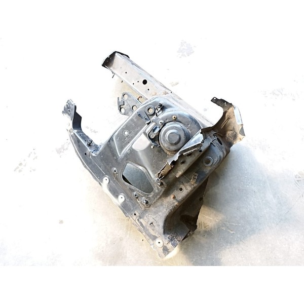 Longarina Caixa Roda Esquerda Audi A4 2011 2012