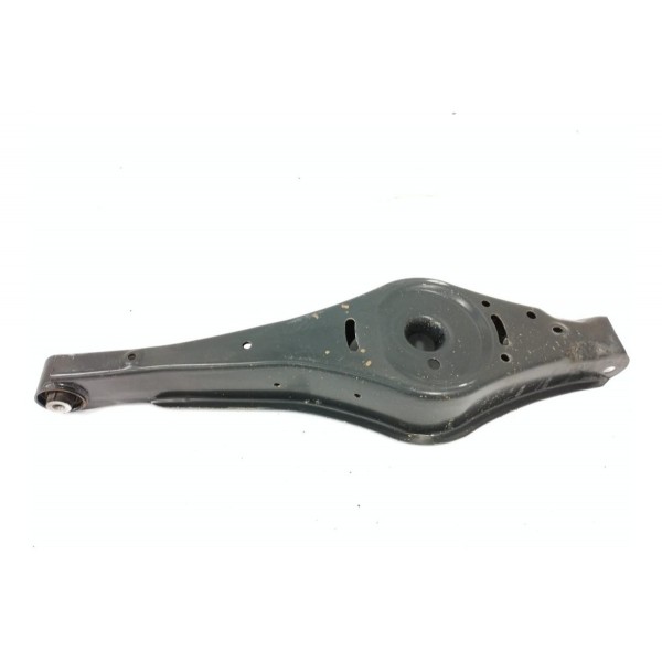 Bandeja Traseira Direita Vw Passat Variant 2.0 Tsi 2013