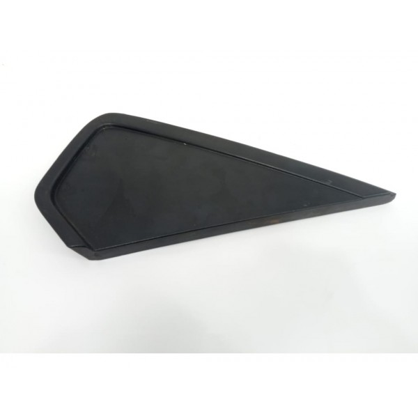 Acabamento Externo Traseiro Direito Hyundai Hb20s 2019