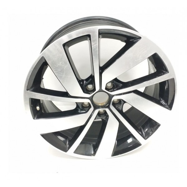 Roda Aro 17 Vw Jetta 2.0 Gli 2020 Prateado