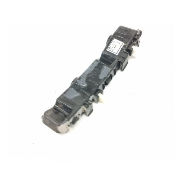 Guia Direito Parachoque Dianteiro Hb20s 1.0 M Comfort 2018