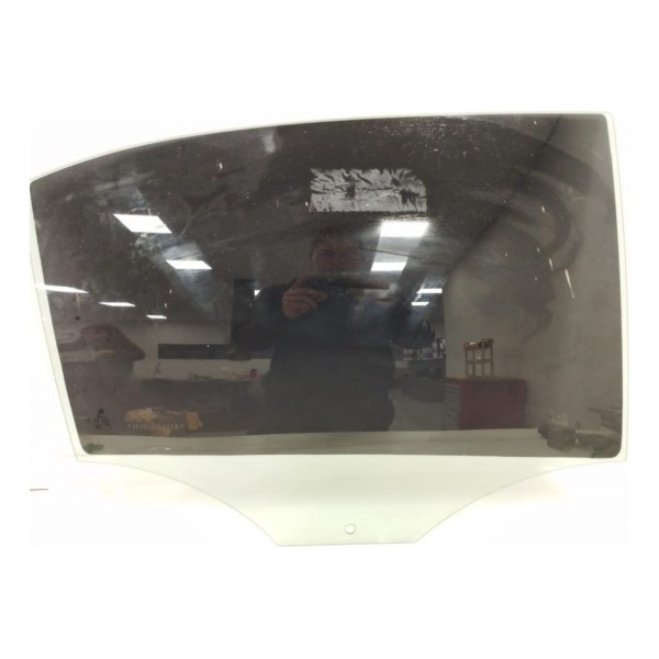 Vidro Traseiro Direito Vw Jetta 2017