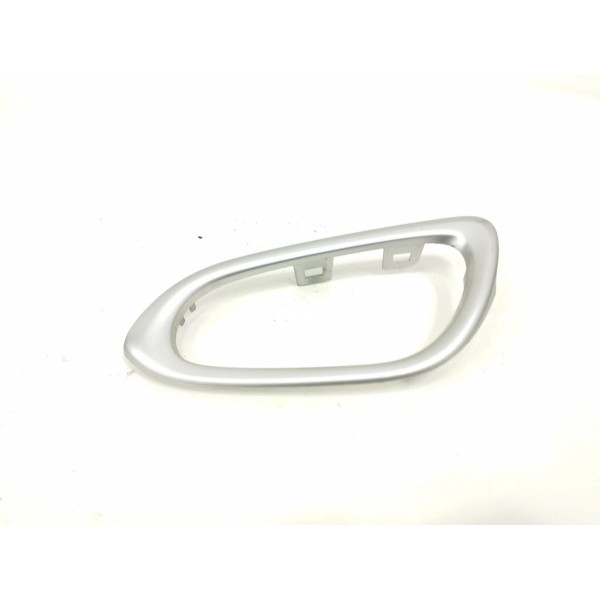 Moldura Maçaneta Interna Traseir Esquerda Nissan Sentra 2015 Traseira