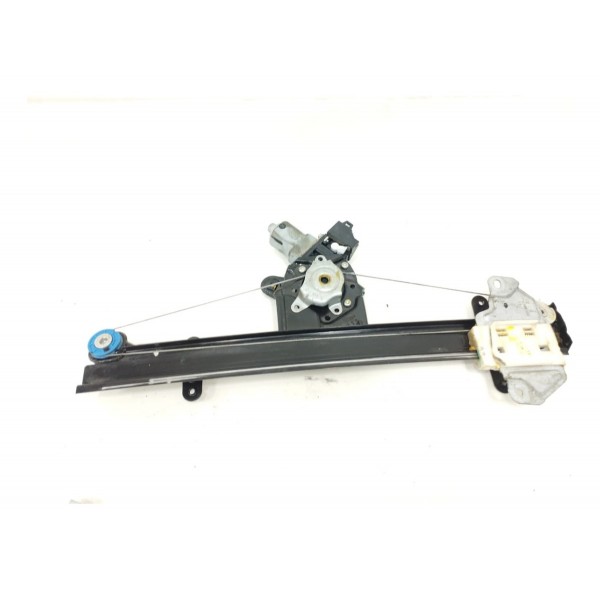 Máquina Vidro Porta Dianteira Direita Nissan Sentra 2015