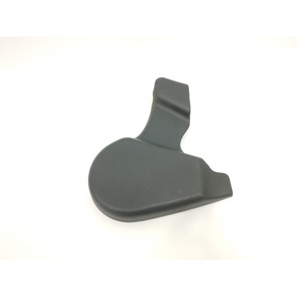 Acabamento Banco Diante Esquer Nissan Sentra 2015 185s1e5801