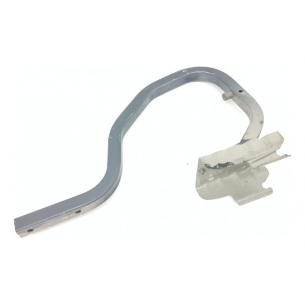 Dobradiça Direita Tampa Traseira Nissan Sentra 2015