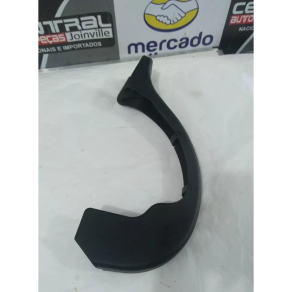 Acabamento Dobradiça Porta Malas Direito Mercedes C250 2011