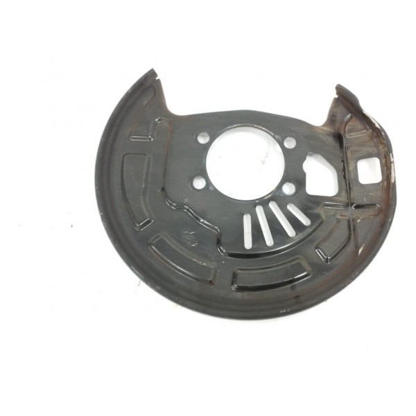 Espelho Defletor Freio Dianteiro Direito Nissan Sentra 2015 Preto