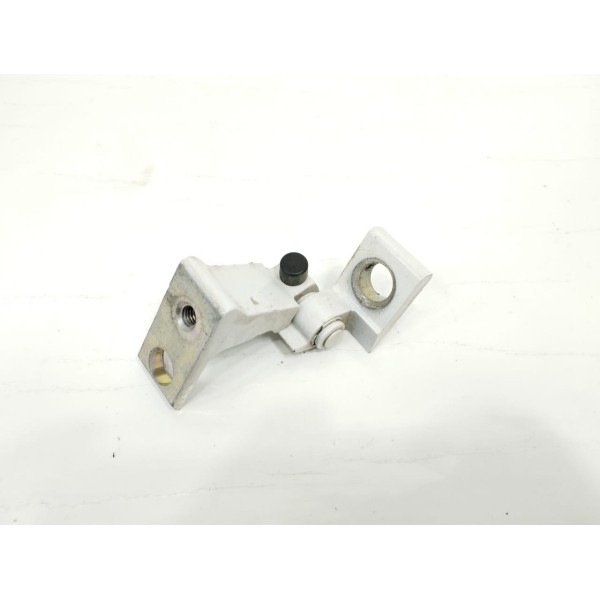 Dobradiça Dianteira Esquerda Inferior Vw Virtus Msi 2021