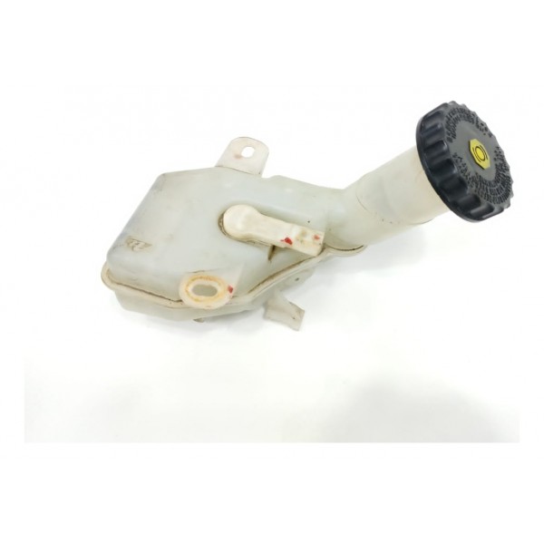 Reservatório Mitsubishi Outlander 2014