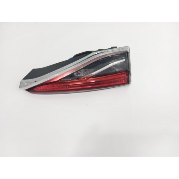 Lanterna Tampa Traseira Esquerda Toyota Corolla Xei 2.0 2022 Esquerdo/motorista