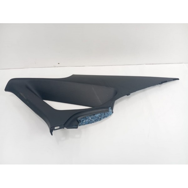 Acabamento Coluna Traseira Direita Vw Jetta Gli 2021