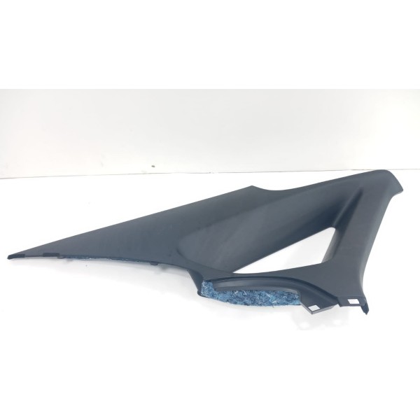 Acabamento Coluna Traseira Esquerda Vw Jetta Gli 2021