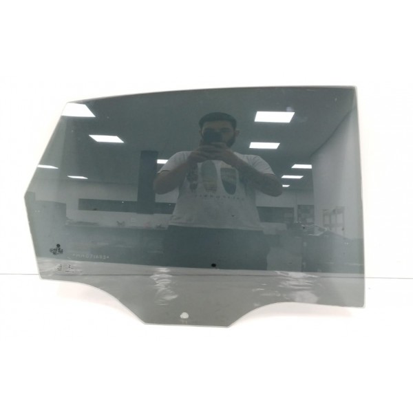 Vidro Lateral Traseiro Direito Vw Jetta Gli 2022