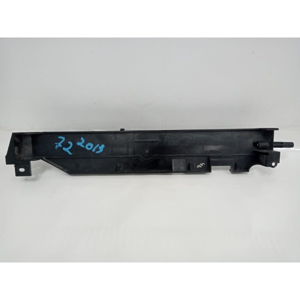 Defletor Direito Radiador Land Rover Discovery 2013