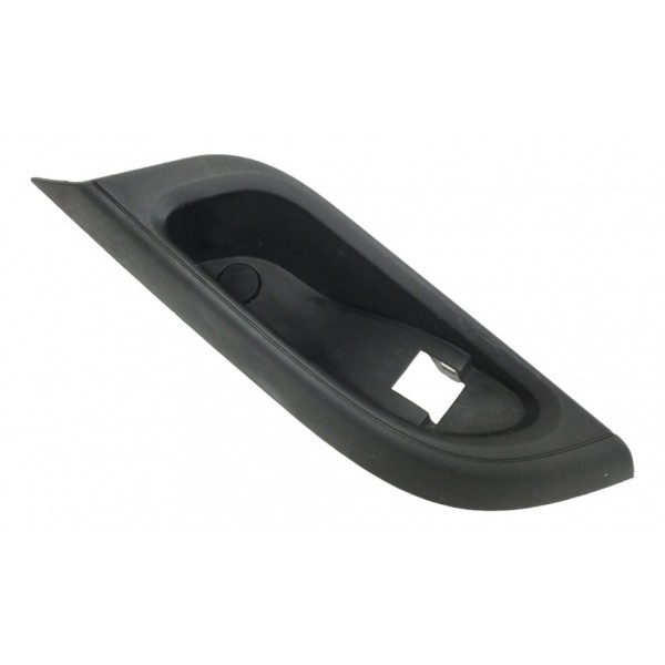 Moldura Botão Vidro Traseiro Esquerdo Gm Cruze 2017