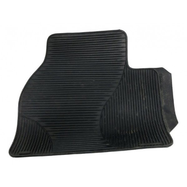 Tapete Traseiro Esquerdo Tracker 2017 2018  Preto