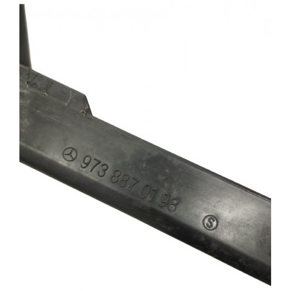 Acabamento Calha Churrasqueira Mercedes Benz Axor 1933 2012