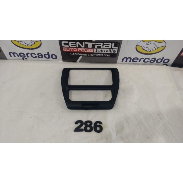 Moldura Painel Central Multimídia Jetta 2014