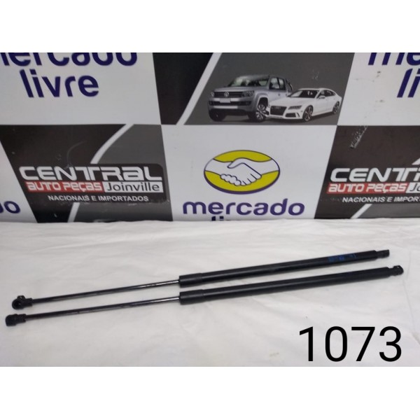 Par Amortecedor Tampa Traseira Gm Tracker Lt 1.4t 2018