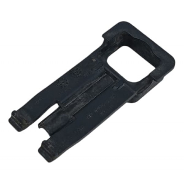 Suporte Direito Radiador Ford Fusion 2008