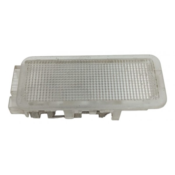 Luz Cortesia Esquerda Porta Malas Peugeot 207 2009 Cx4278