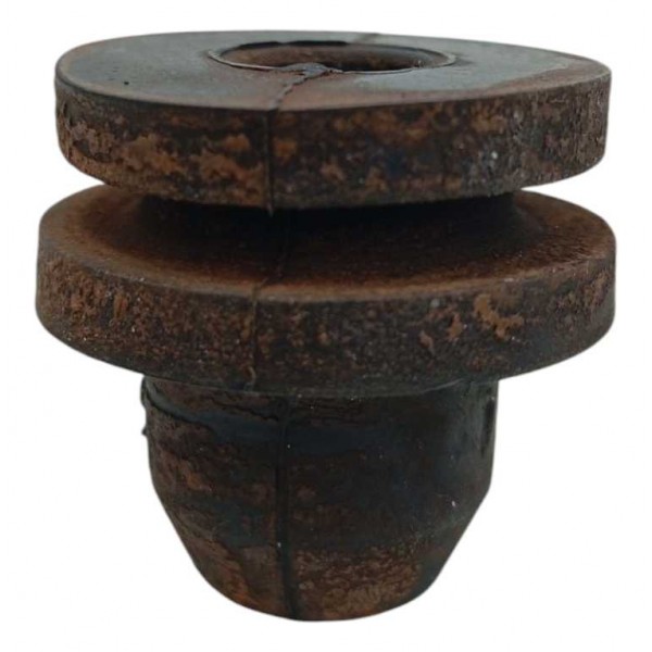 Coxim Esquerdo Radiador Nissan Frontier 2.4 2021