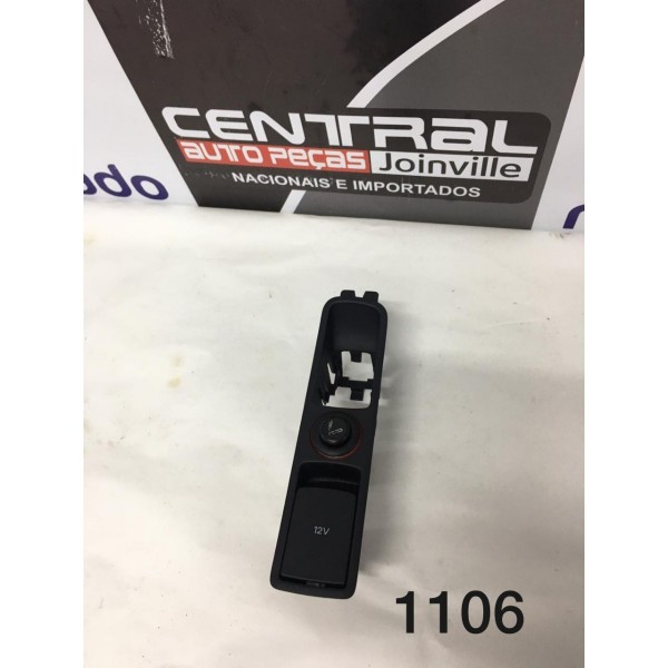 Acabamento Tomada 12v Console Central Audi Q3 2013
