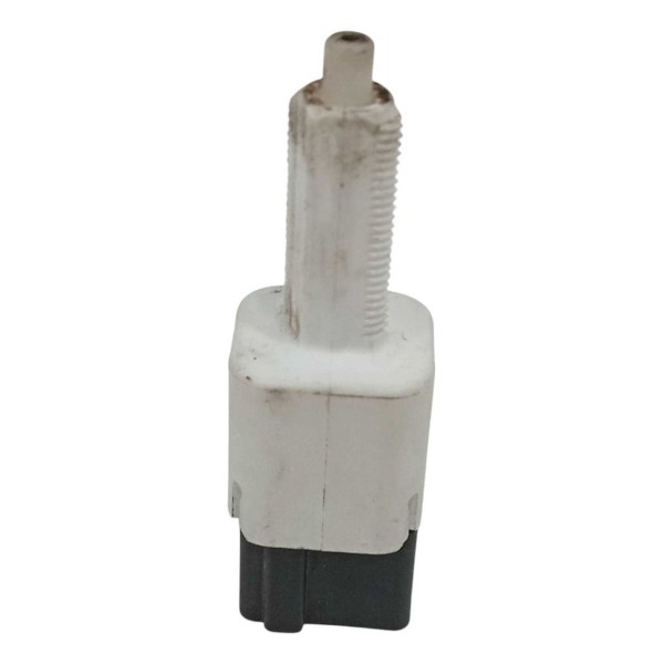 Sensor Interruptor Pedal Freio Nissan Kicks 2018 F85cs23