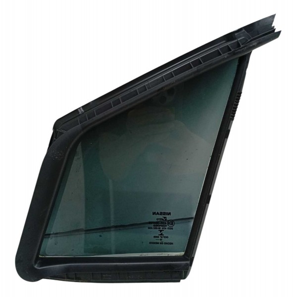 Vidro Fixo Porta Dianteira Direita Nissan Versa 2022/2025