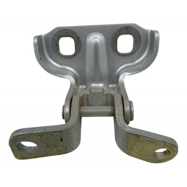 Dobradiça Superior Traseira Esq Chvrolet Tracker 12t 2023