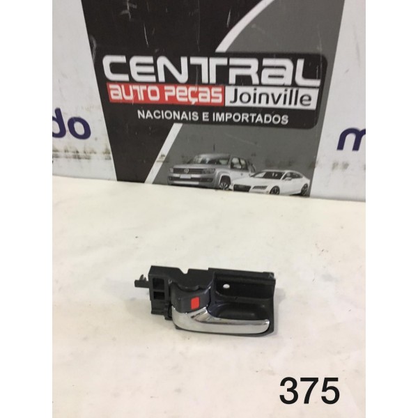 Maçaneta Puxador Interno Traseiro Esquerdo Hilux 2014 Traseira