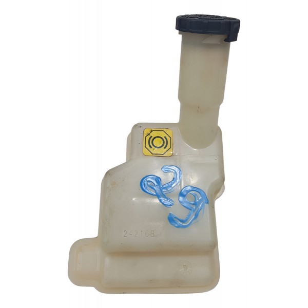 Reservatorio Nissan Kicks 2017 32672138