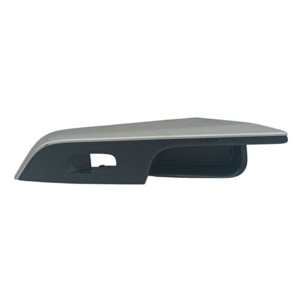 Moldura Botão Vidro Porta Traseira Esq Nissan Frontier 2022