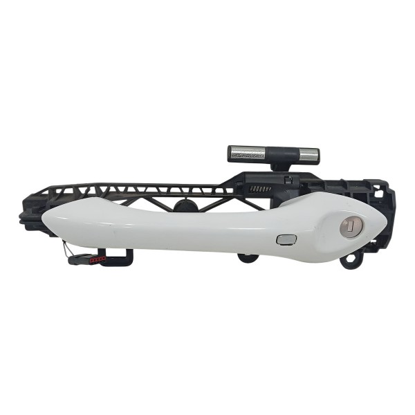 Maçaneta Externa Porta Dianteira Esquerda Gm Tracker 2021 Brasil Dianteira