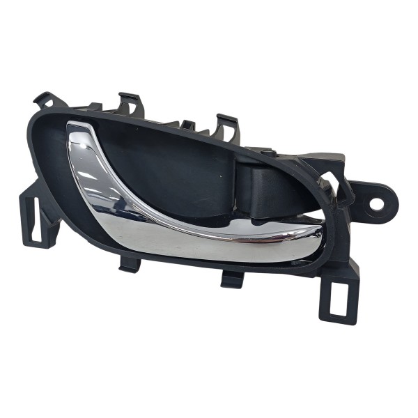 Maçaneta Interna Porta Dianteiro Direit Nissan Frontier 2022 Cinza Dianteira