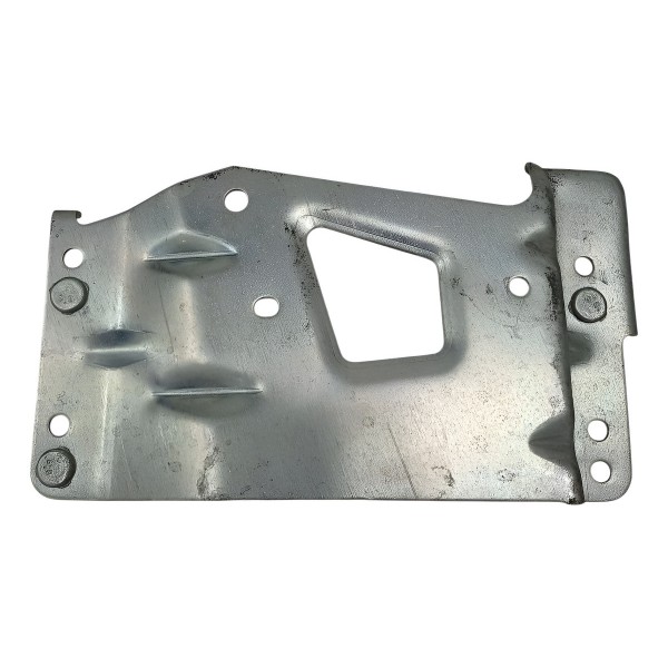 Suporte Modulo Injecao Nissan Kicks 2022