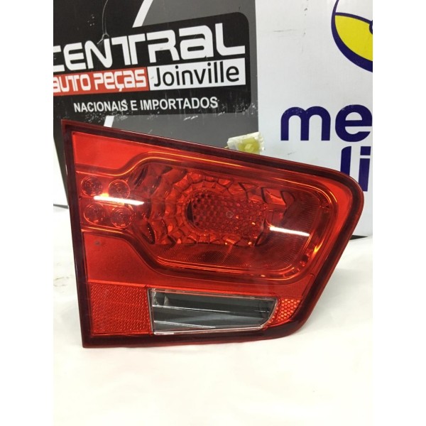 Lanterna Tampa Traseira Esquerda Kia Cerato 2010 A 2012 Esquerdo Vermelho