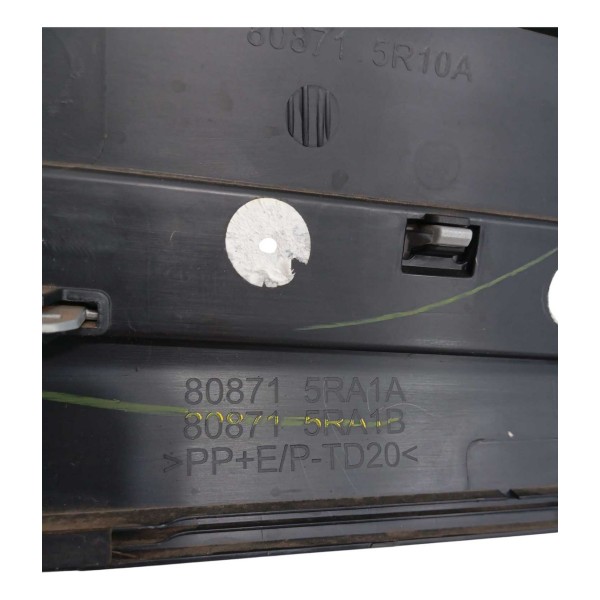 Moldura Friso Porta Dianteira Esq Kicks 2017/22 808715r10a Preta